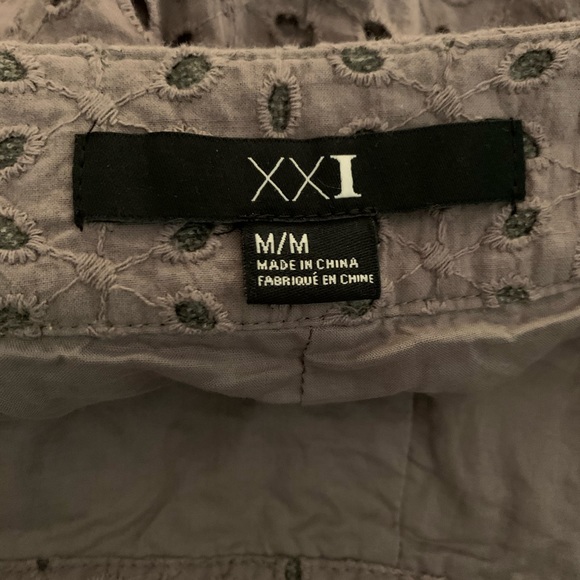 Forever 21 shorts - Picture 3 of 5